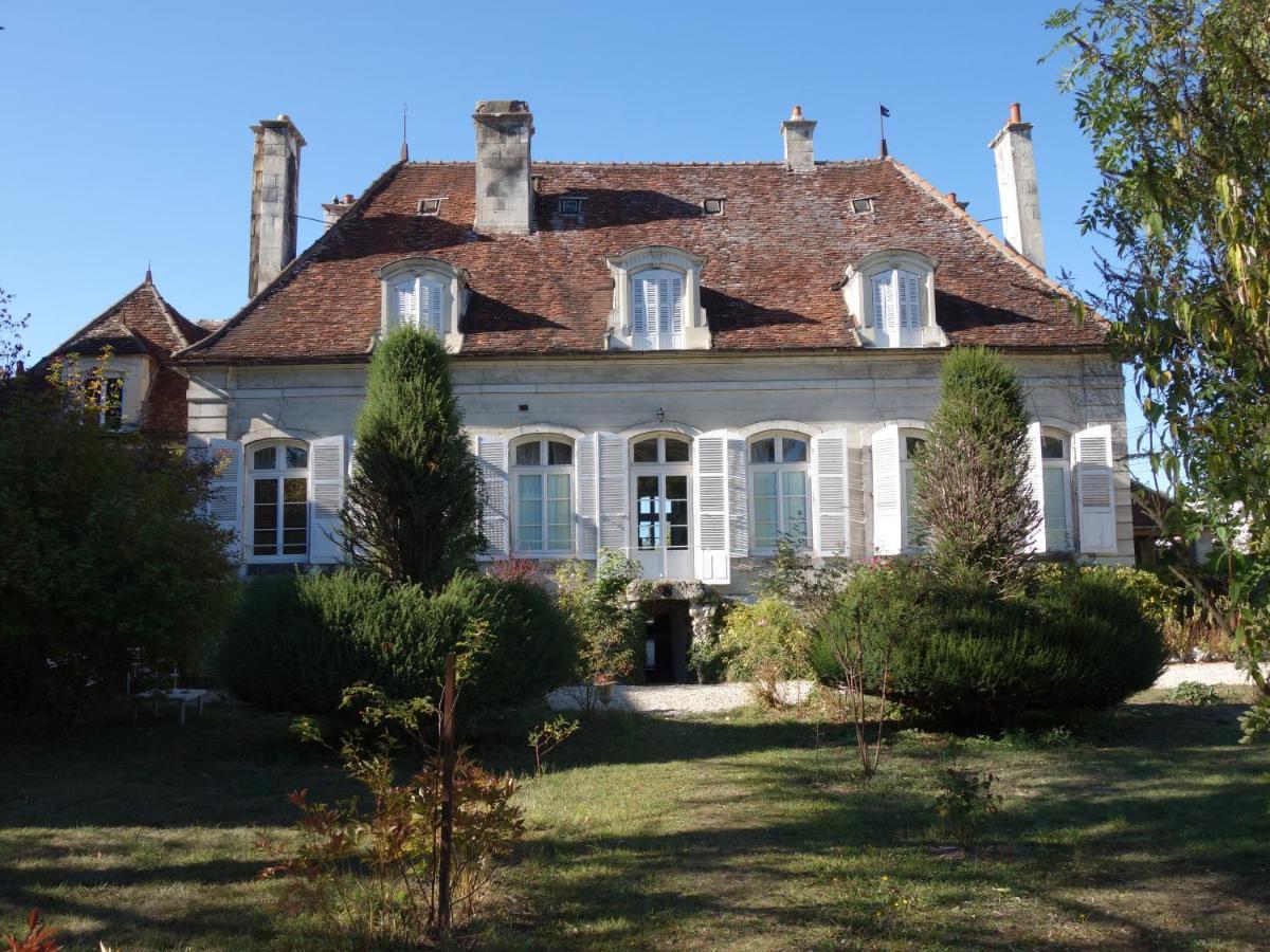 Le Chevalier D'Eon Bed & Breakfast Tonnerre Exterior photo